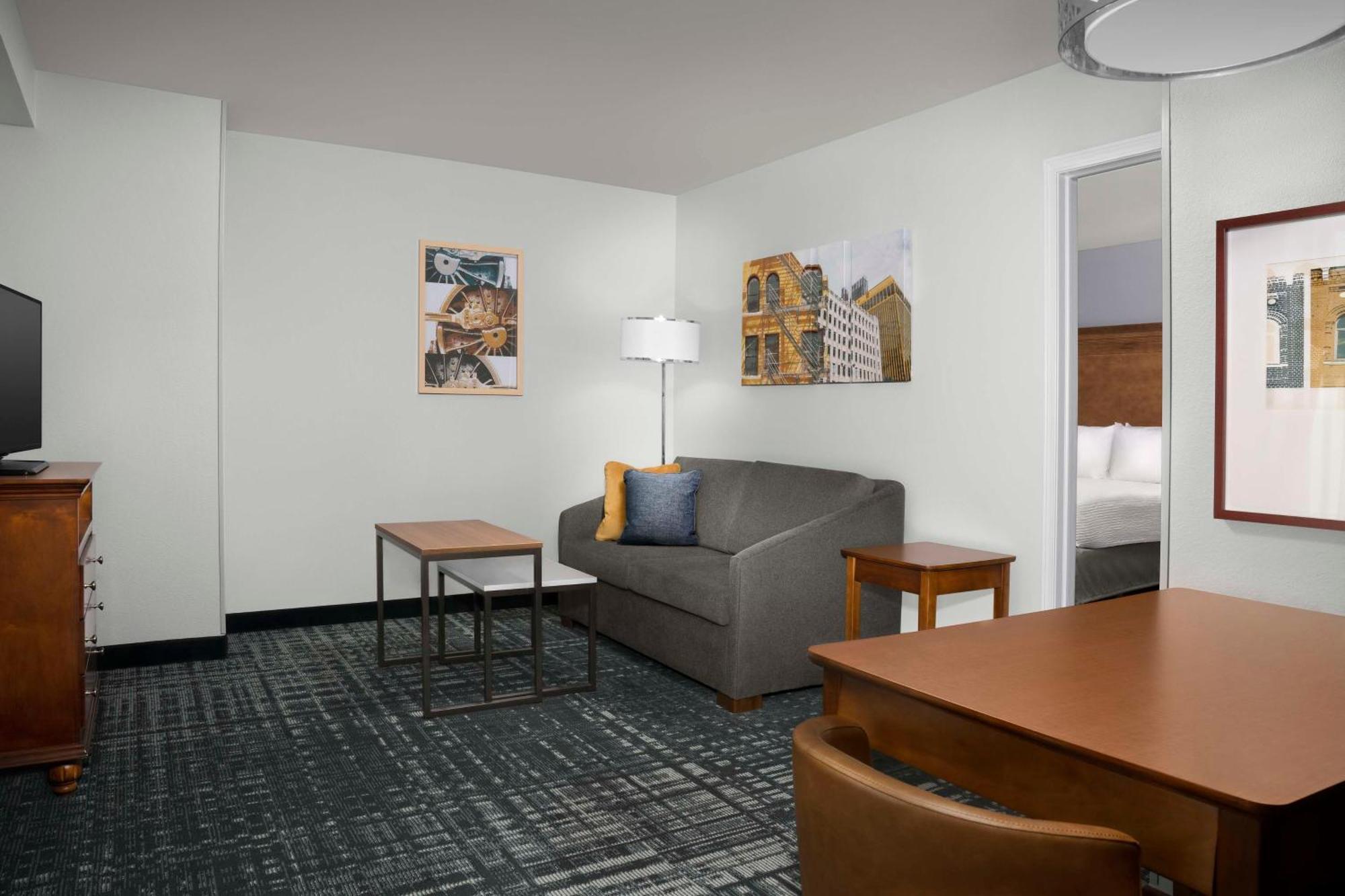 Homewood Suites By Hilton Omaha - Downtown Экстерьер фото