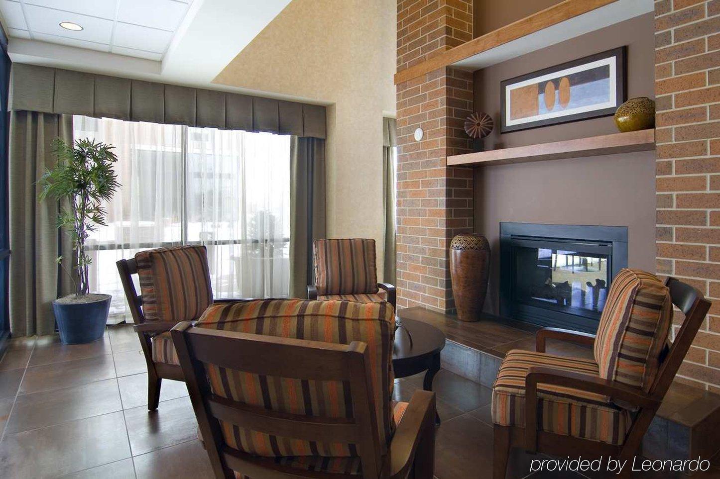 Homewood Suites By Hilton Omaha - Downtown Интерьер фото